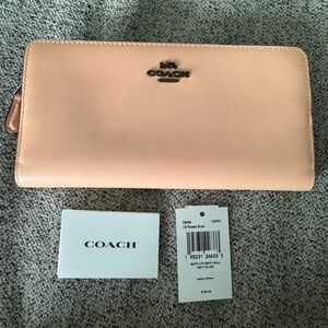 Coach “Skinny Wallet” in Faded Blush with gunmetal hardware #58586 color V5S9W